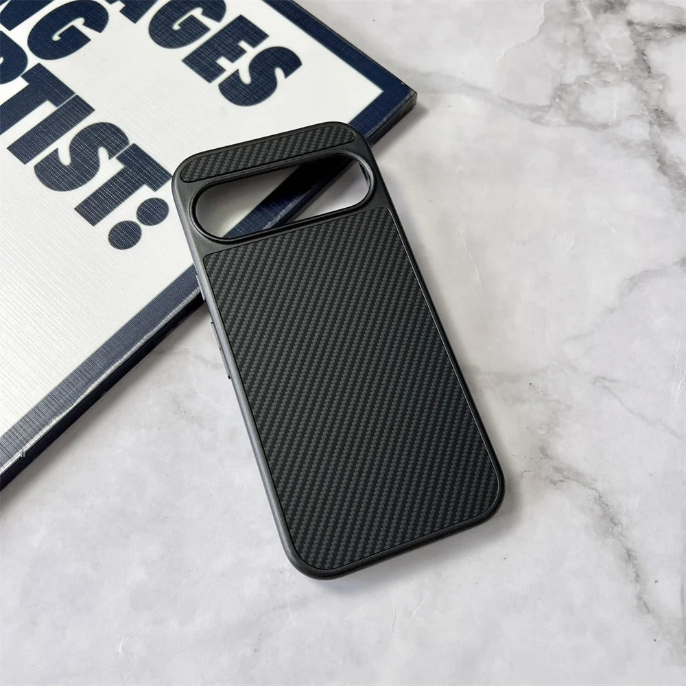 SteelWeave Pixel – Ultra-Thin MagSafe Carbon Case