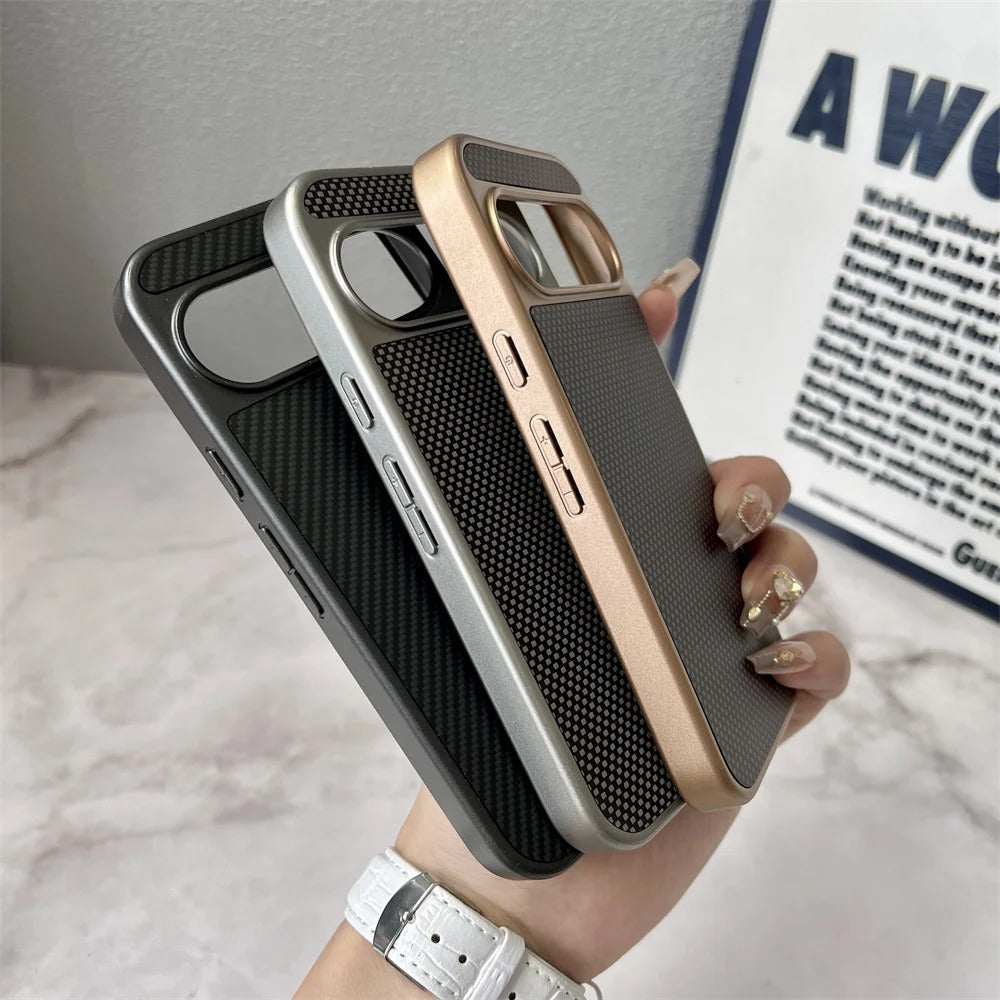 SteelWeave Pixel – Ultra-Thin MagSafe Carbon Case