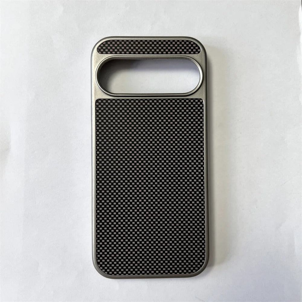 SteelWeave Pixel – Ultra-Thin MagSafe Carbon Case