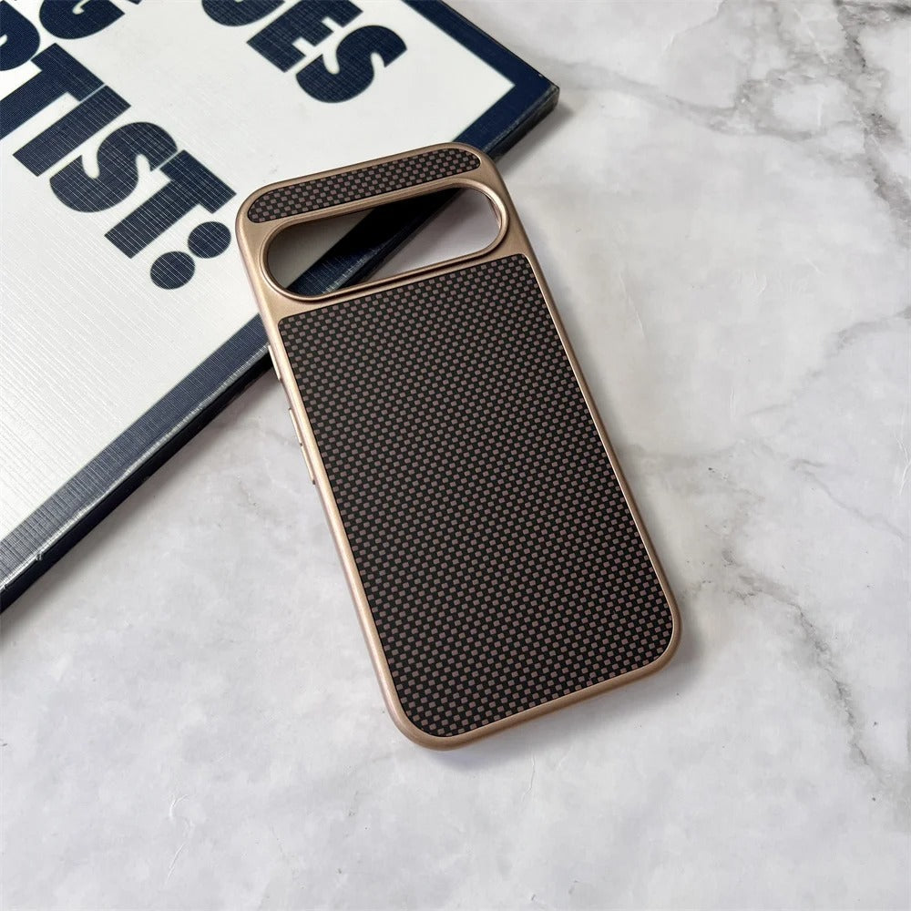 SteelWeave Pixel – Ultra-Thin MagSafe Carbon Case